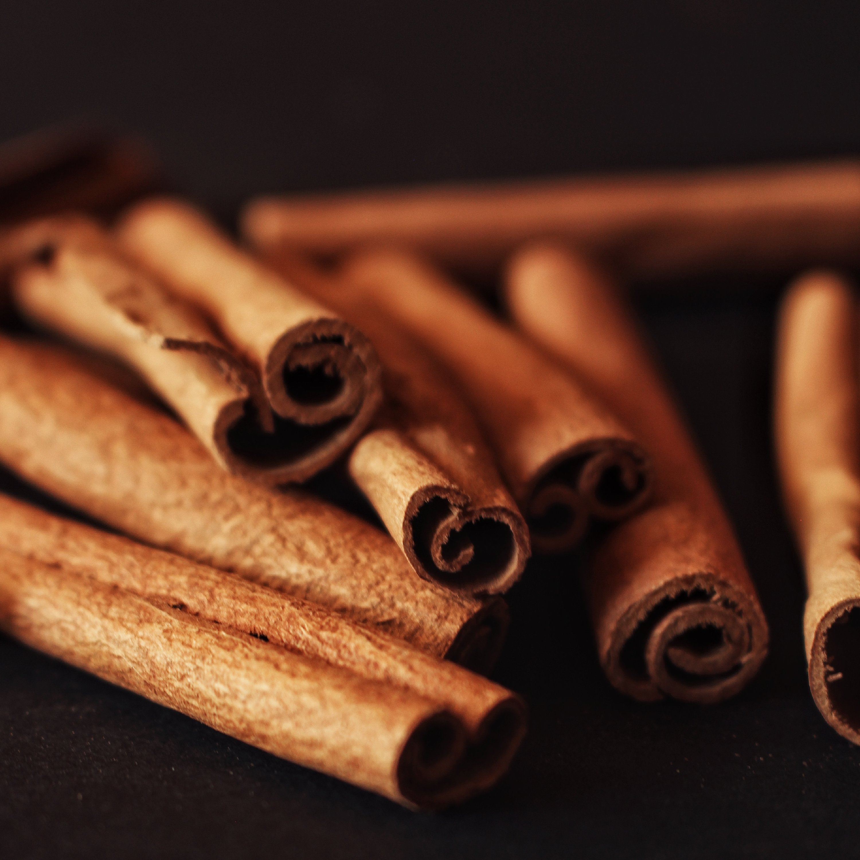 قلم دارچین کاسیا ویتنامی 140 گرمی با بسته بندی لاکچری 