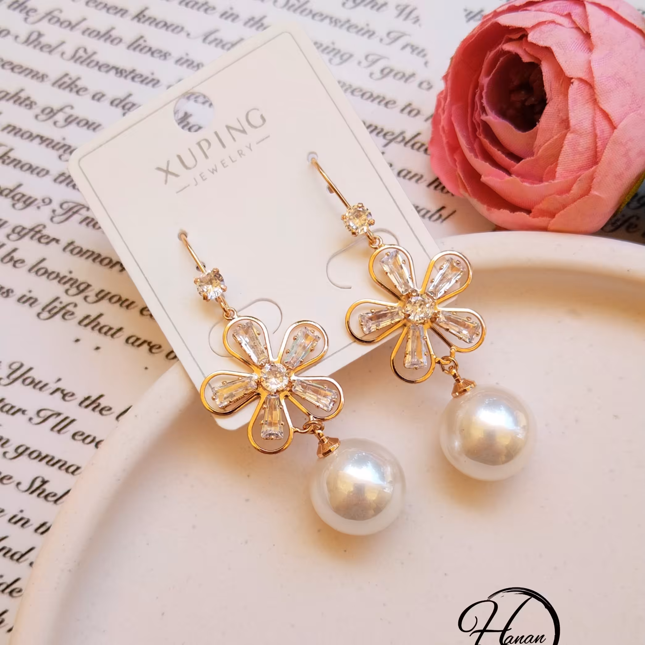 گوشواره ژوپینگ طرح گل همراه مروارید و نگین کد 11161 آبکاری طلا ضد حساسیت اکسسوری و زیورآلات شیک 