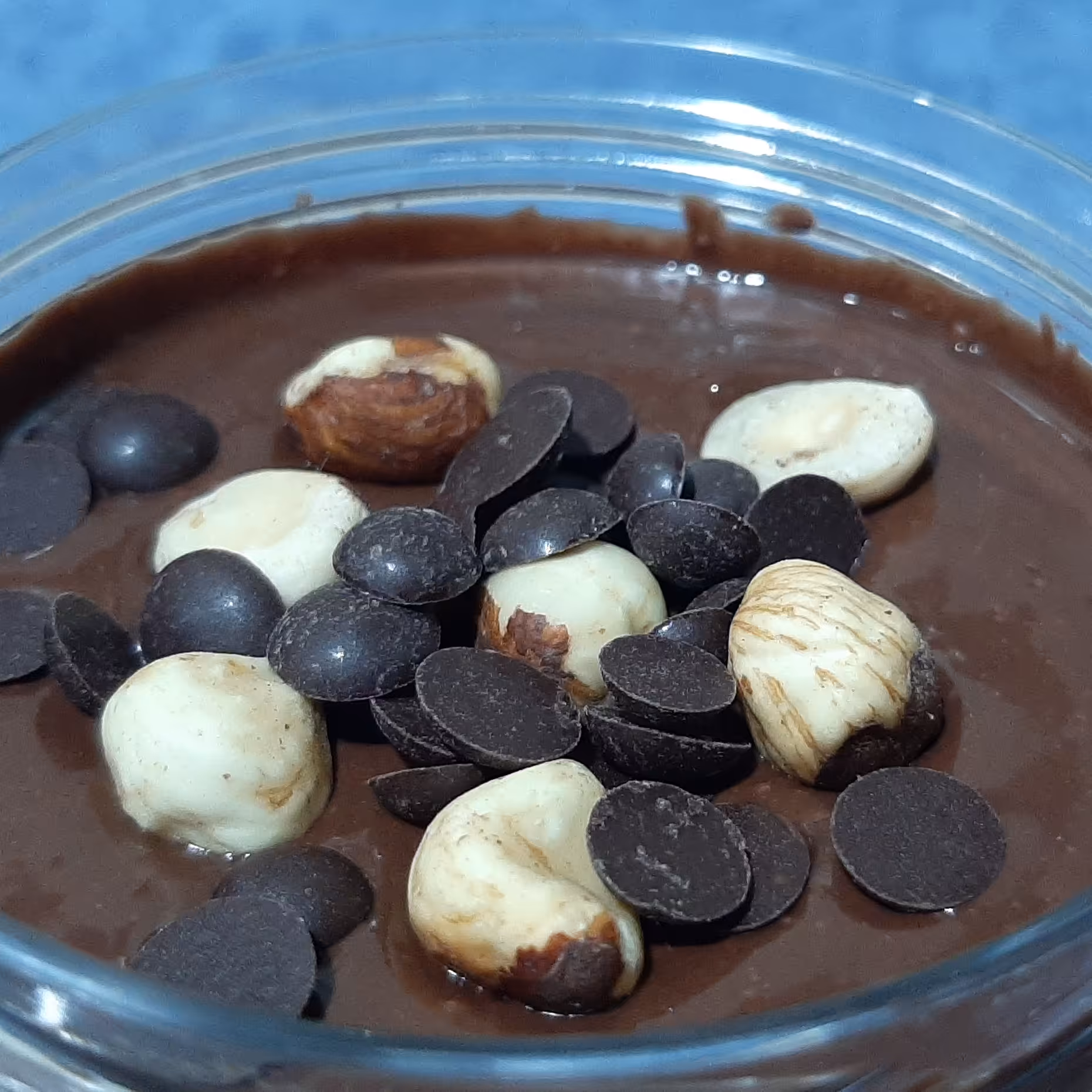 شکلات کرانچی تلخ بادام زمینی شهمار 800گرمی (پیناتلا)