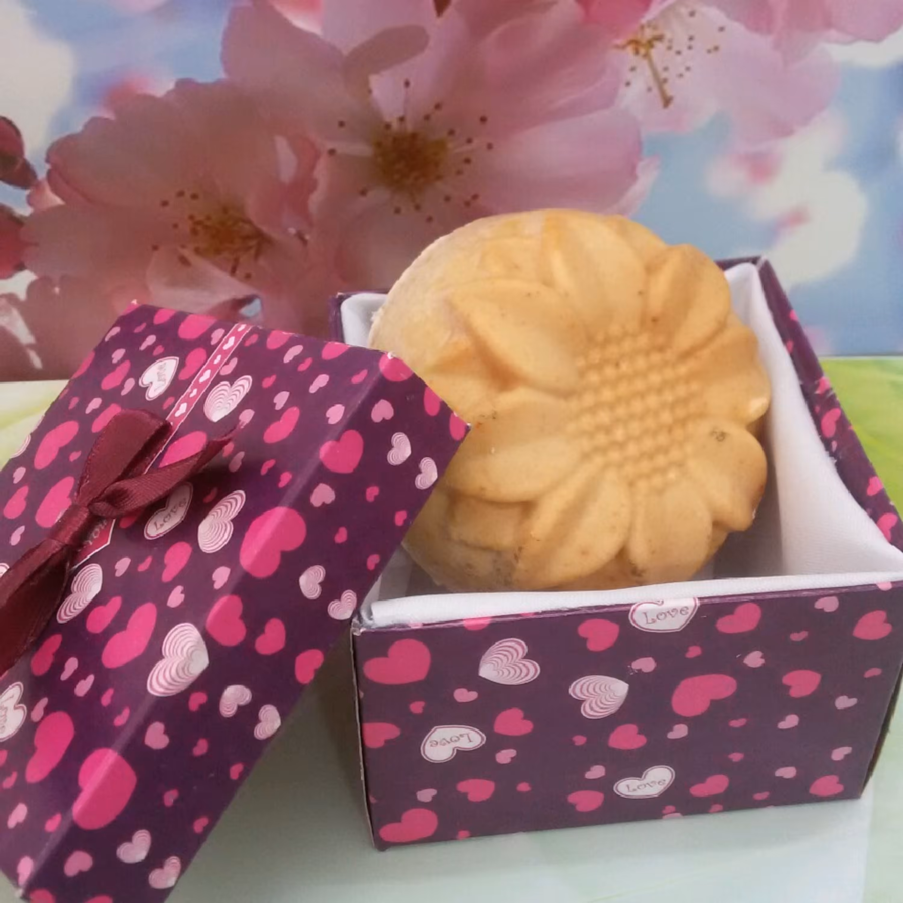 صابون زردچوبه باباحکیم(روشن کننده پوست)