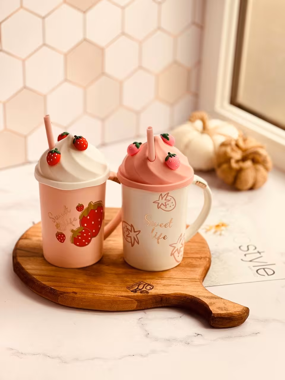 ماگ توت فرنگی