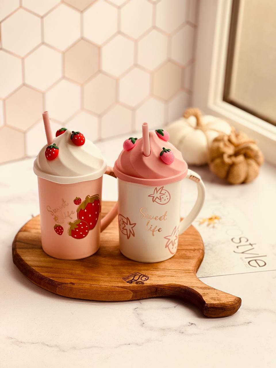 ماگ توت فرنگی