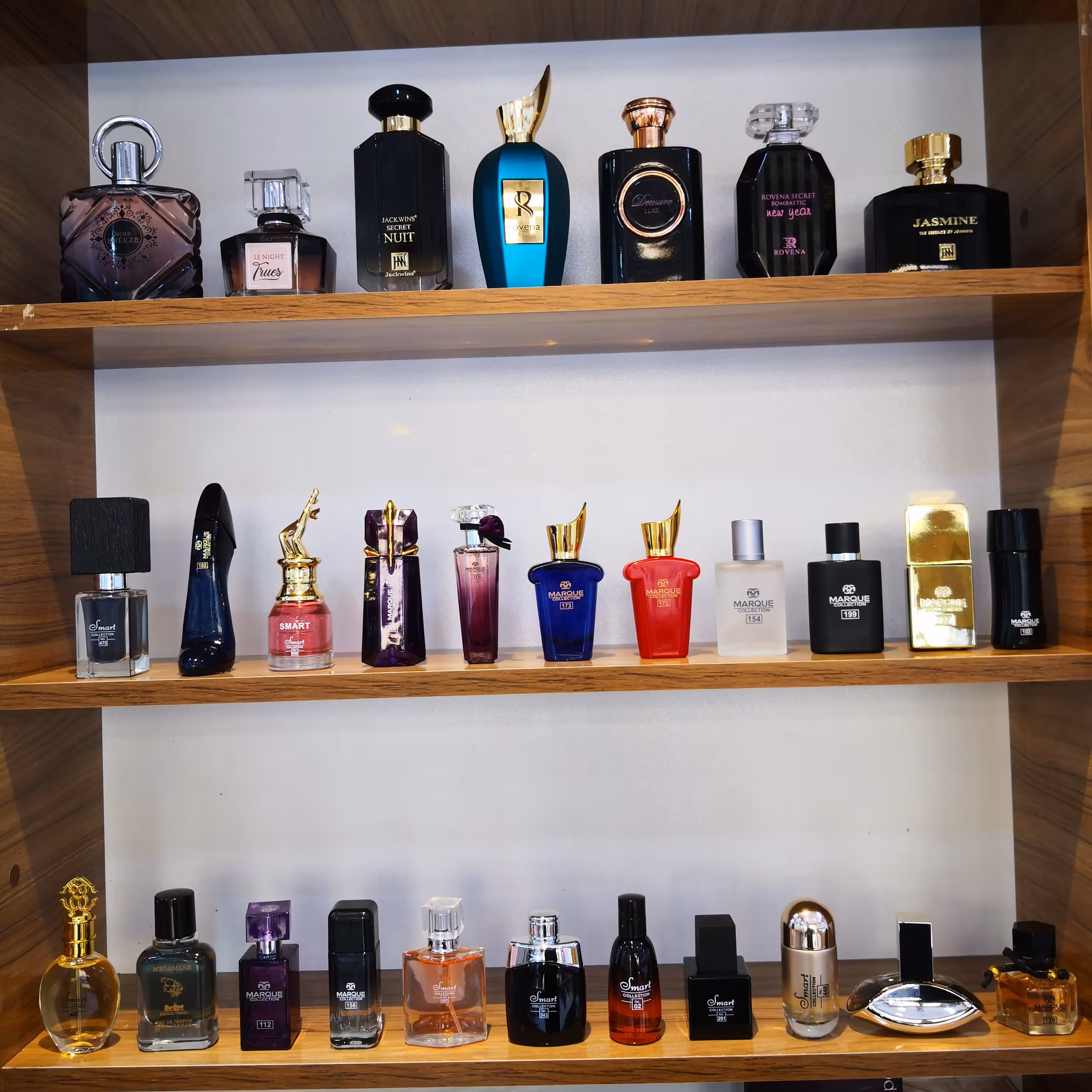 عطرهای مینیاتوری ( سایز کوچک ) شرکتی با کیفیت عالی و قیمت مناسب