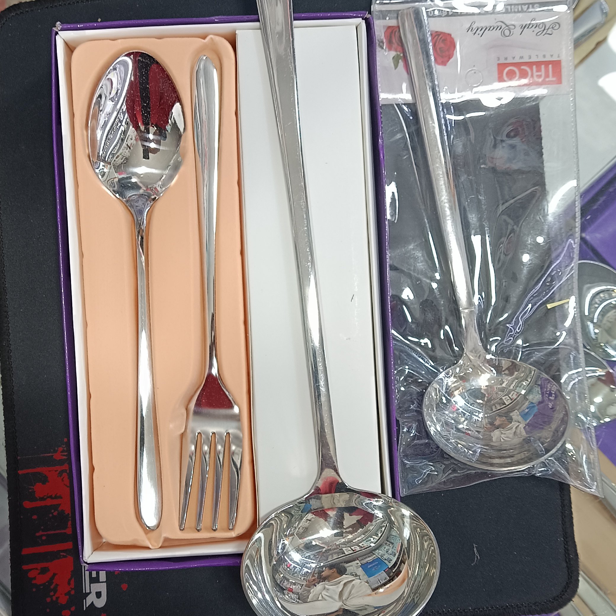 قاشق چنگال یونیک آهنربا نگیر