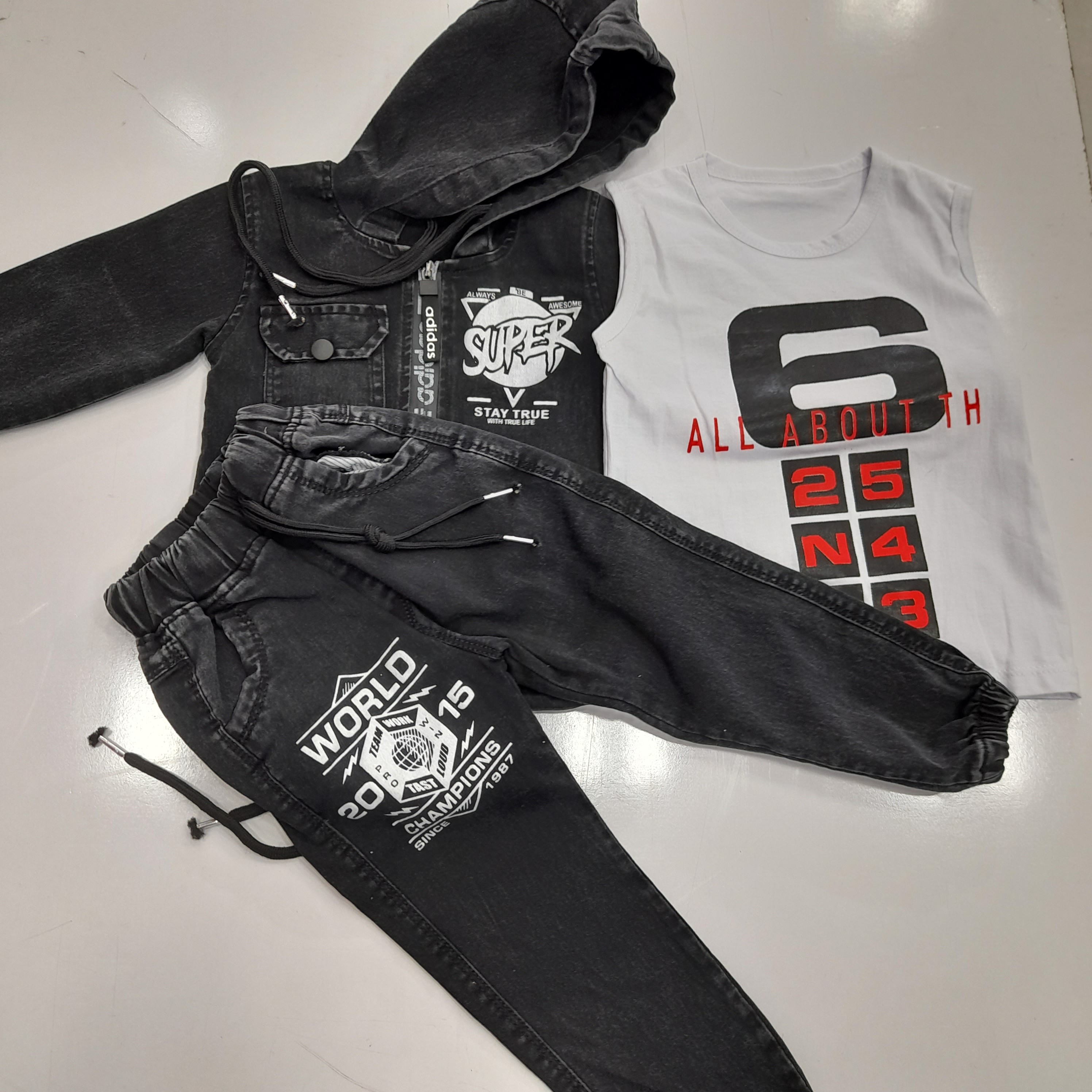 سه تکه اسپرت جلو زیپ 