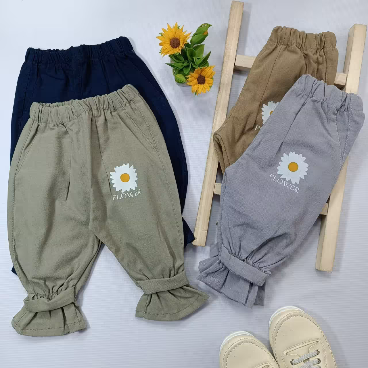 شلوار دمپا کلوش مدل بابونه دخترانه