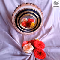 آینه طراحی شده روی چوب