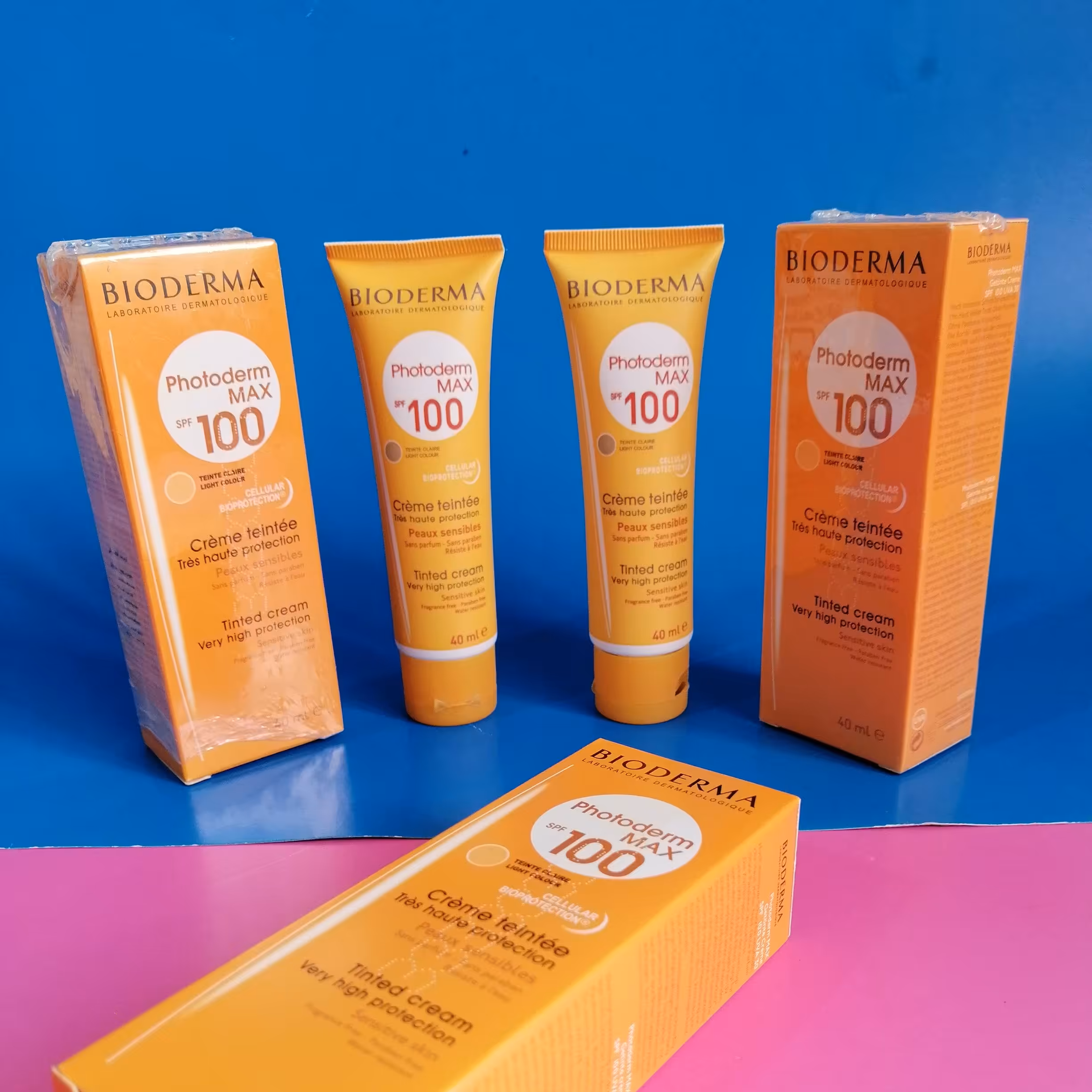 کرم ضد آفتاب کرم پودری بیودرما مدل ( photoderm max )