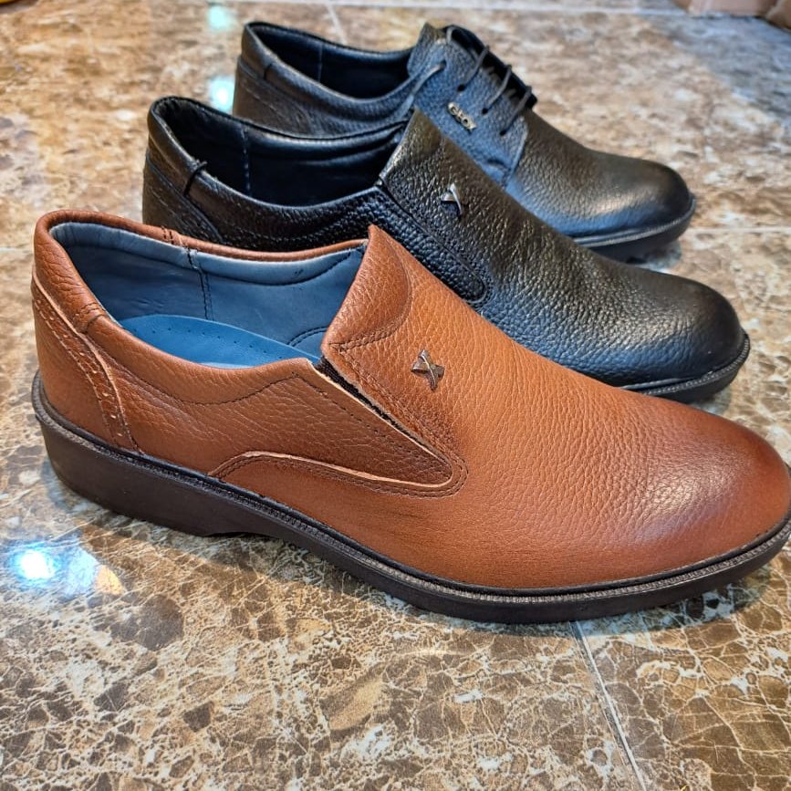 کفش مردانه راحتی چرم طبعیی