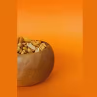 بادام زمینی مناسب برای کره گیری (خلال استانه) گیلانطور  1000گرمی