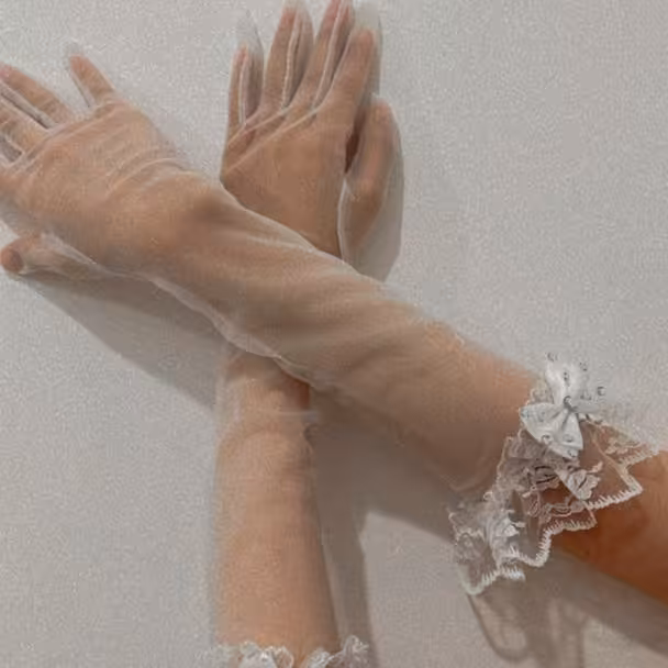 دستکش ساق بلند سفید، دستکش توری ،  دستکش زیبا سفید، دستکش آرنج سفید ،دستکش مجلسی سفید ، دستکش ساده عروس