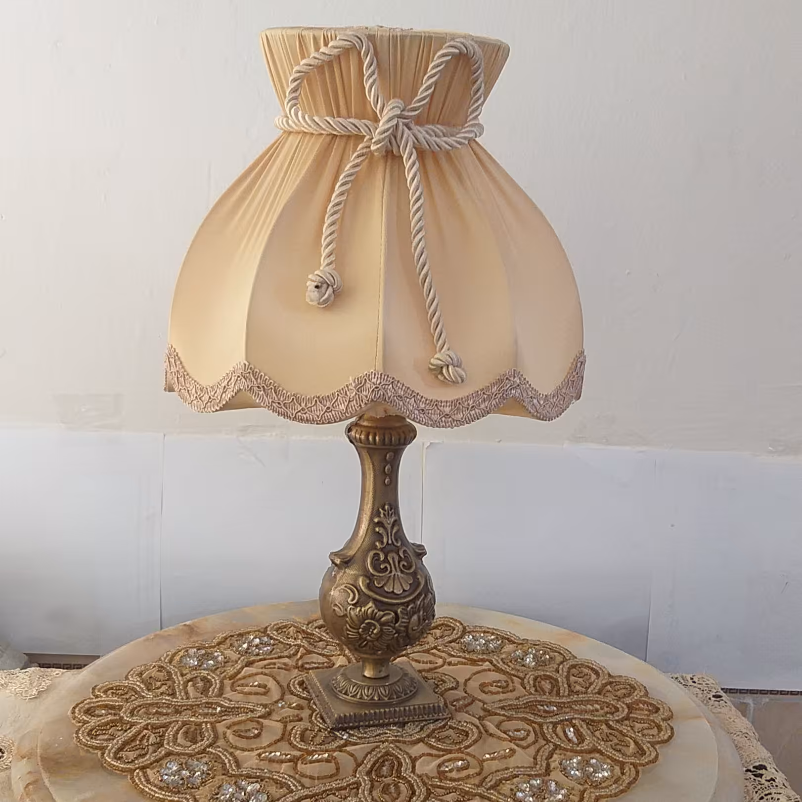 آباژور  پاپیونی