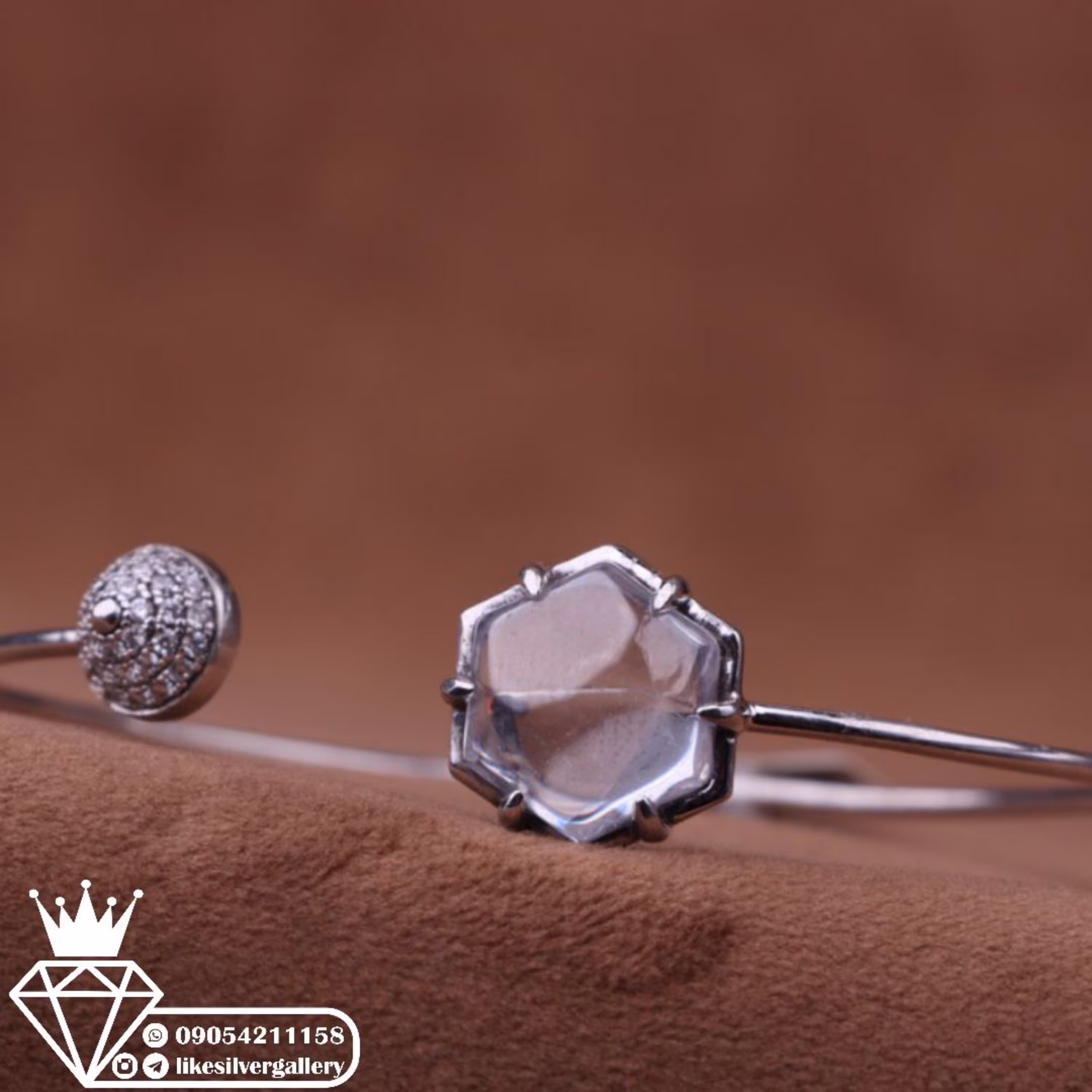 دستبند زنانه رادیوم نقره وزن 7.83 گرم خارجی ارسال رایگان 