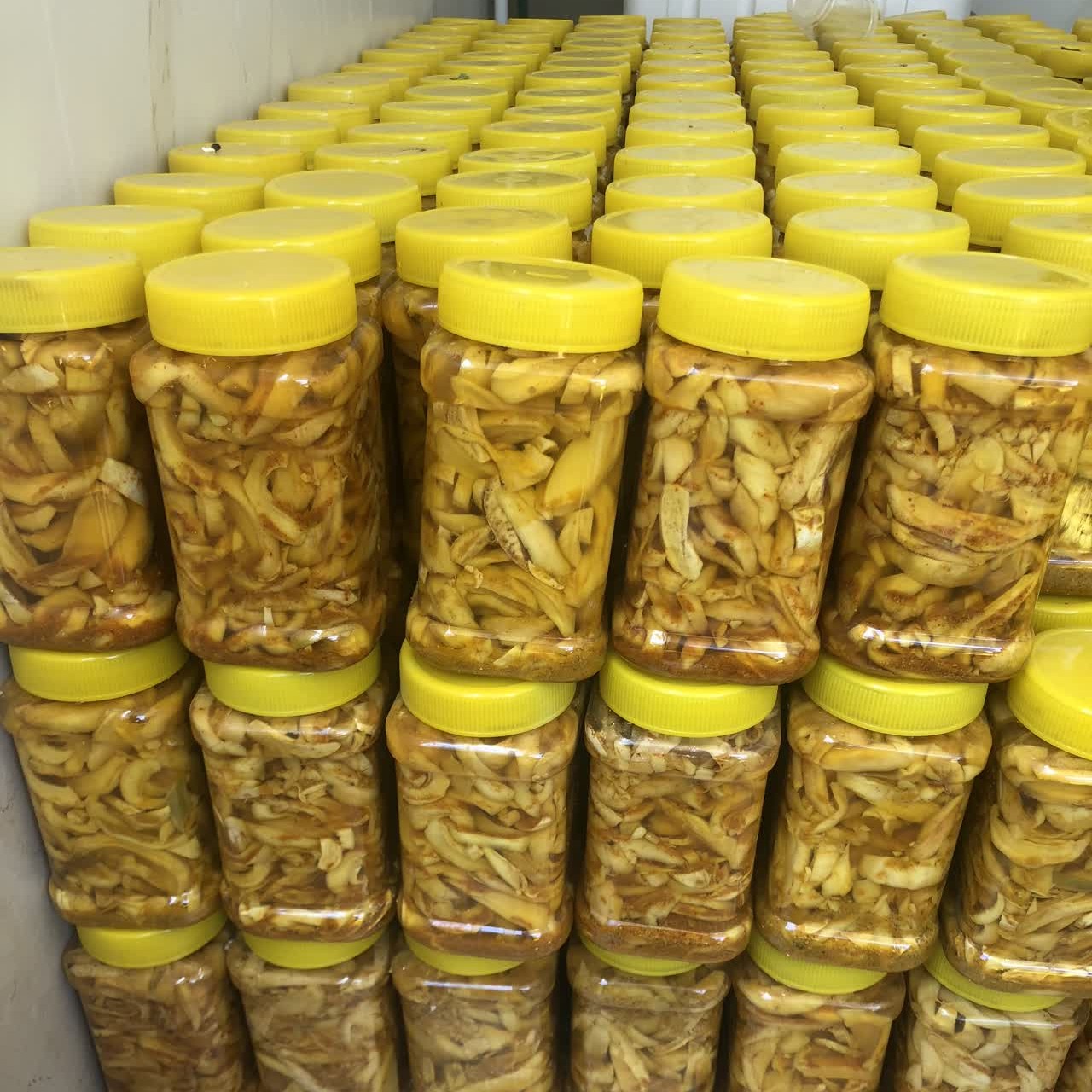 ترشی انبه میناب  خانگی( 800گرمی)