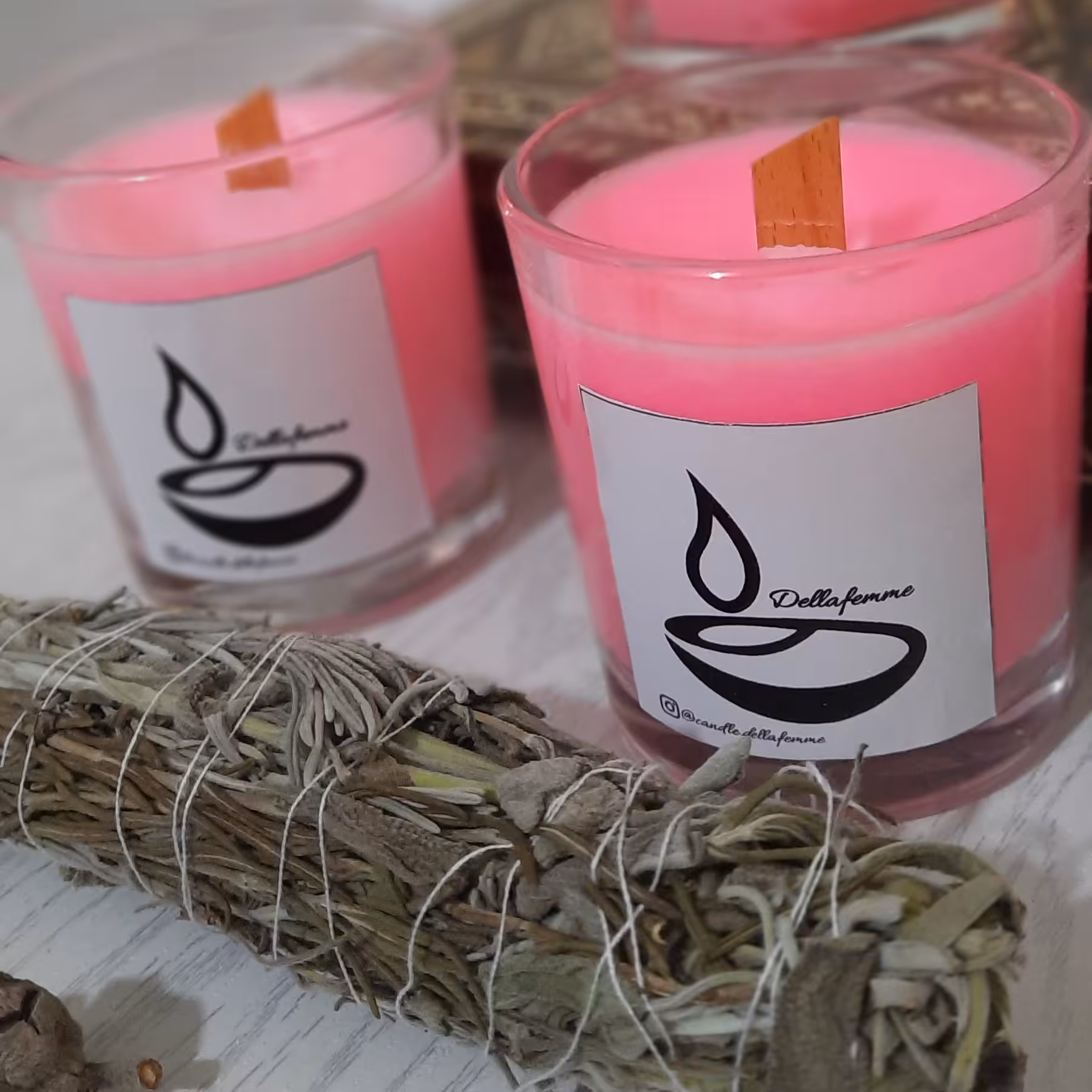 جعبه هدیه شمع متوسط رایحه رز بسته دو عددی