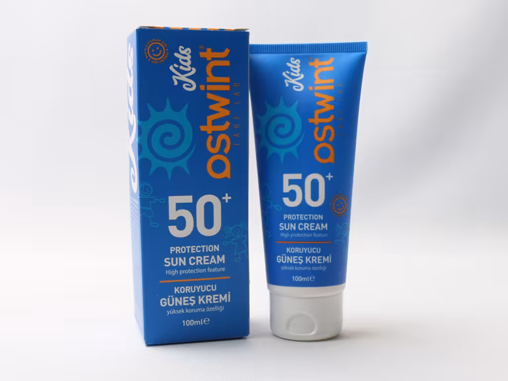 کرم ضد آفتاب نوزاد و کودک 100 میل SPF  50 استوینت OSTWINT