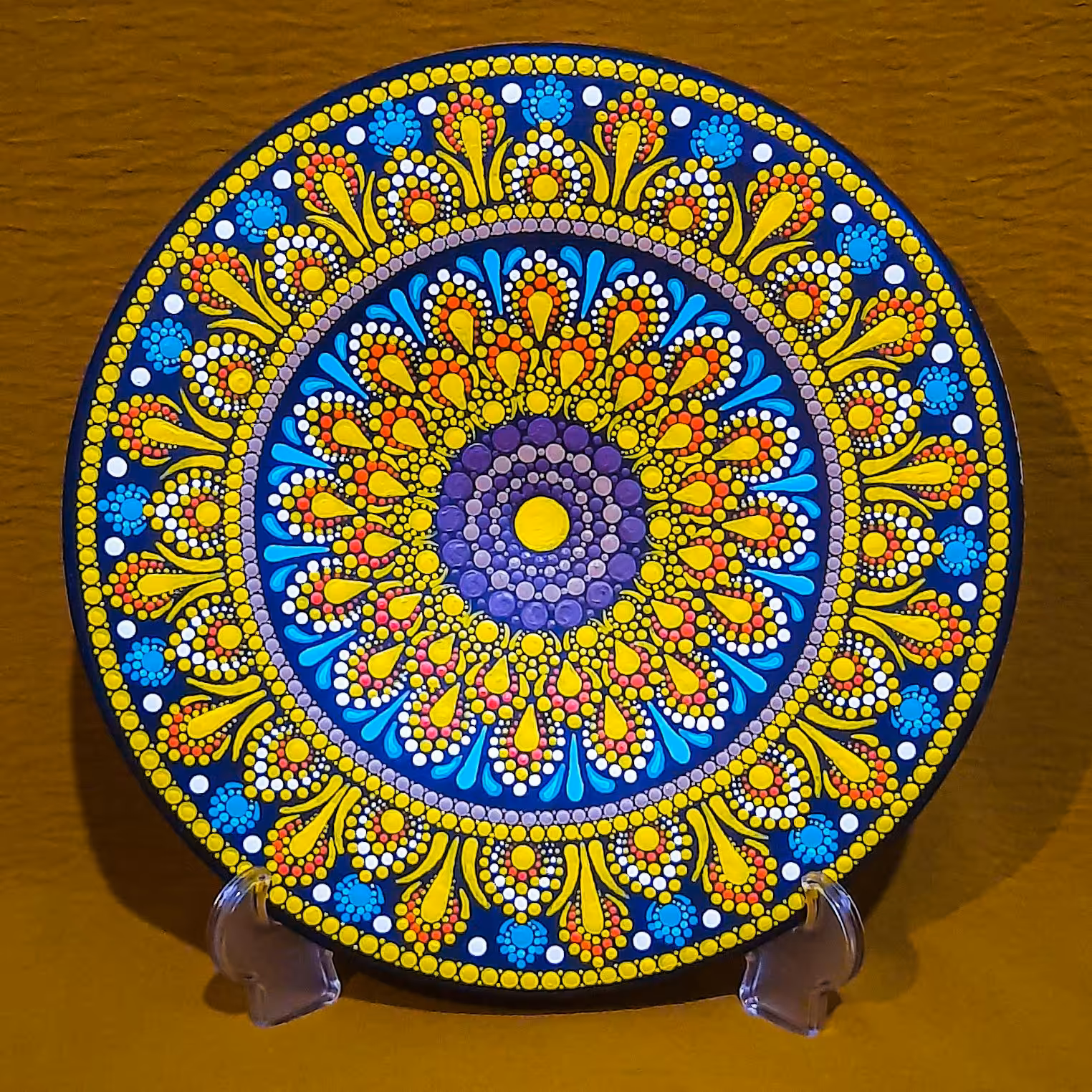 نقطه کوبی طرح زرد کد022