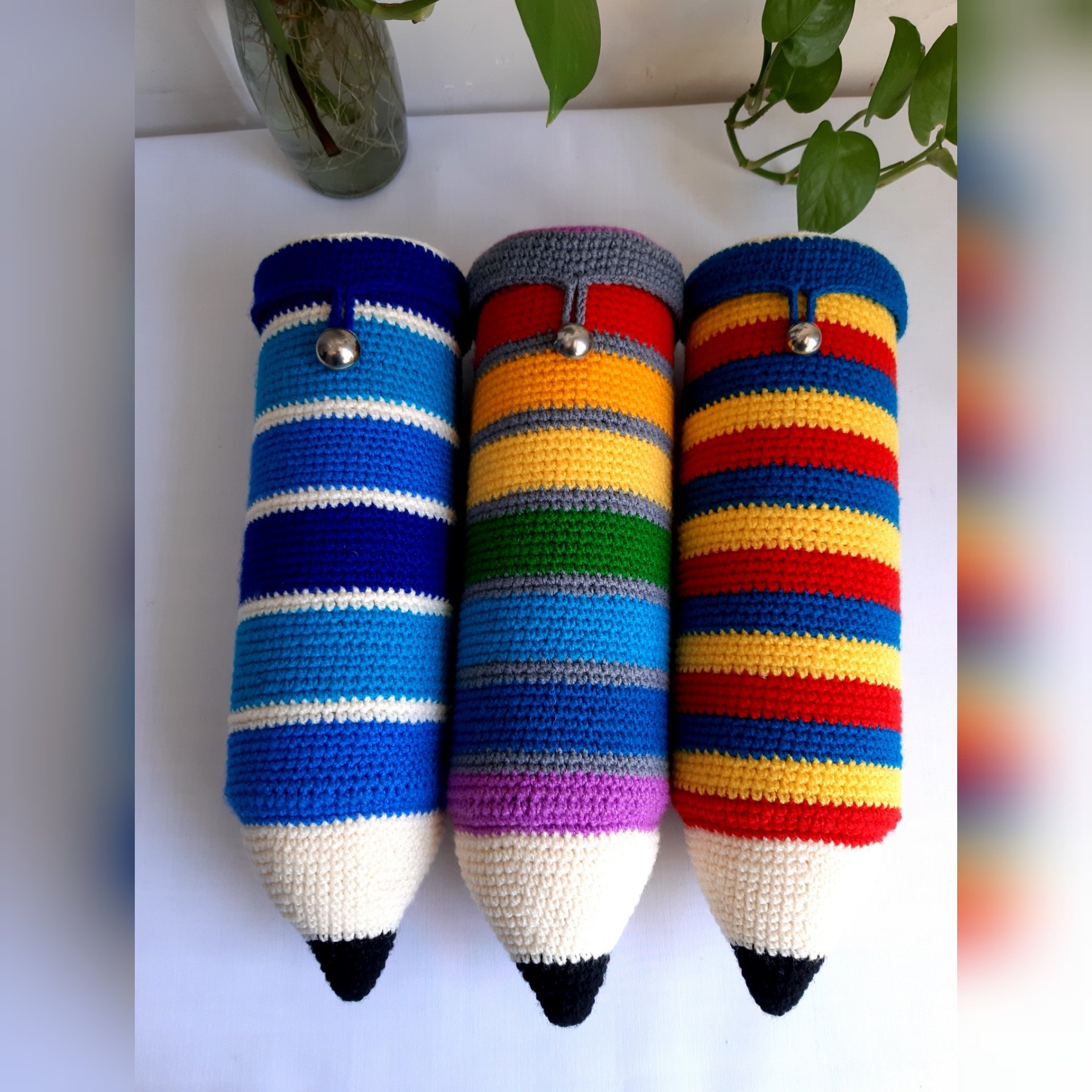 جامدادی بافتنی طرح مداد بسیار جادار وبادوام