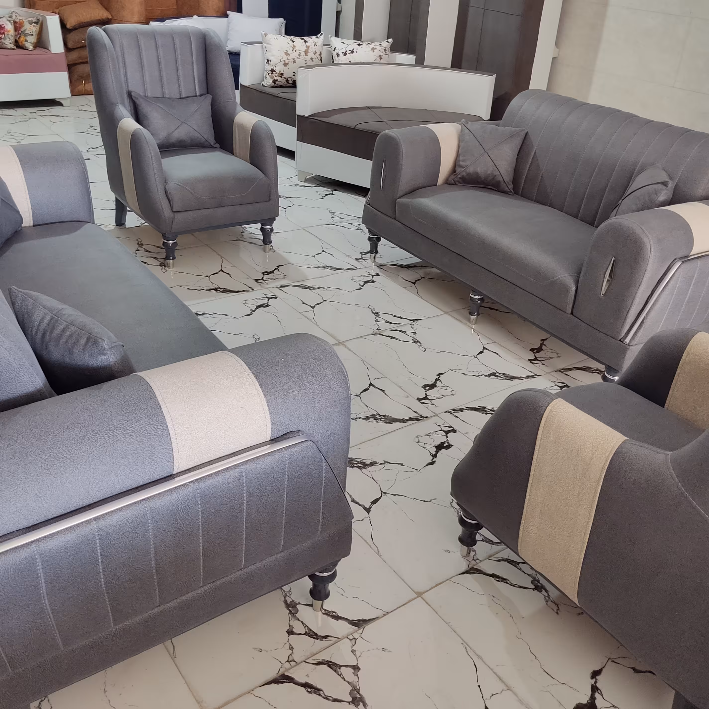 مبل راحتی بهار با کیفیتی عالی و قیمتی تولیدی 