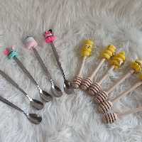 قاشق عسل خوری فانتزی در طرح های متنوع