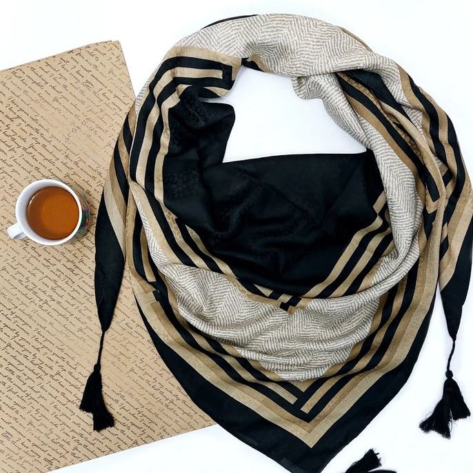 روسری پاییزه نخی قواره .140×140. کیفیت بالا عالی   
