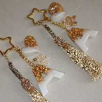 جاکلیدی حروف رزینی سفید طلایی 