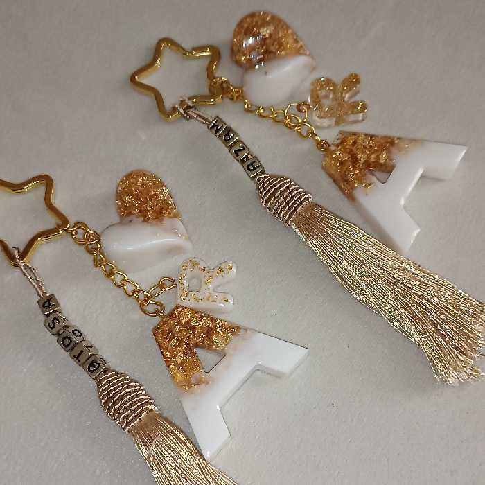 جاکلیدی حروف رزینی سفید طلایی 