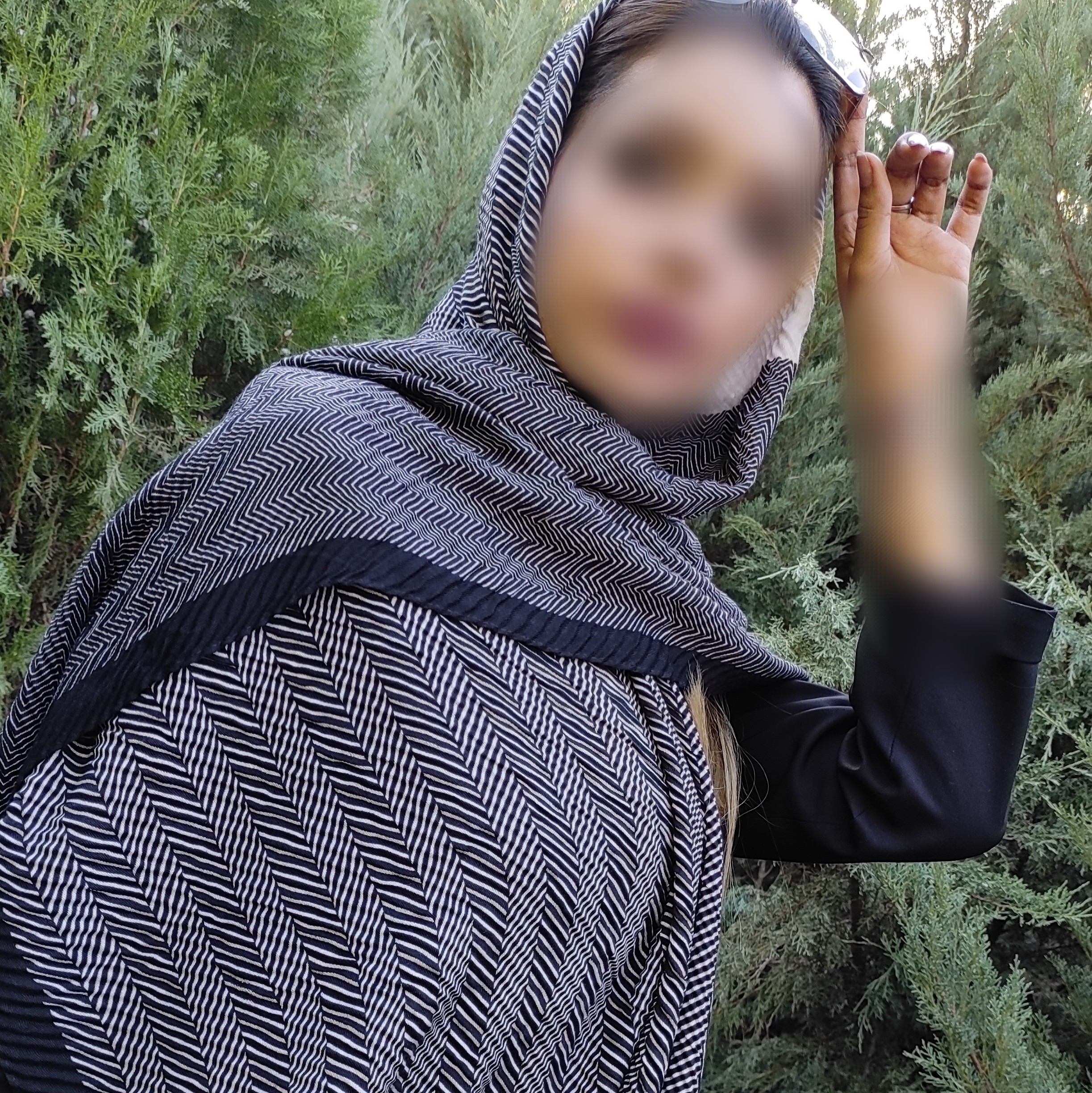 شال پلیسه طرحدار یکار چهارفصل که در عین زیبایی روی سرت کامل می ایسته کار وارداتی درجه یک