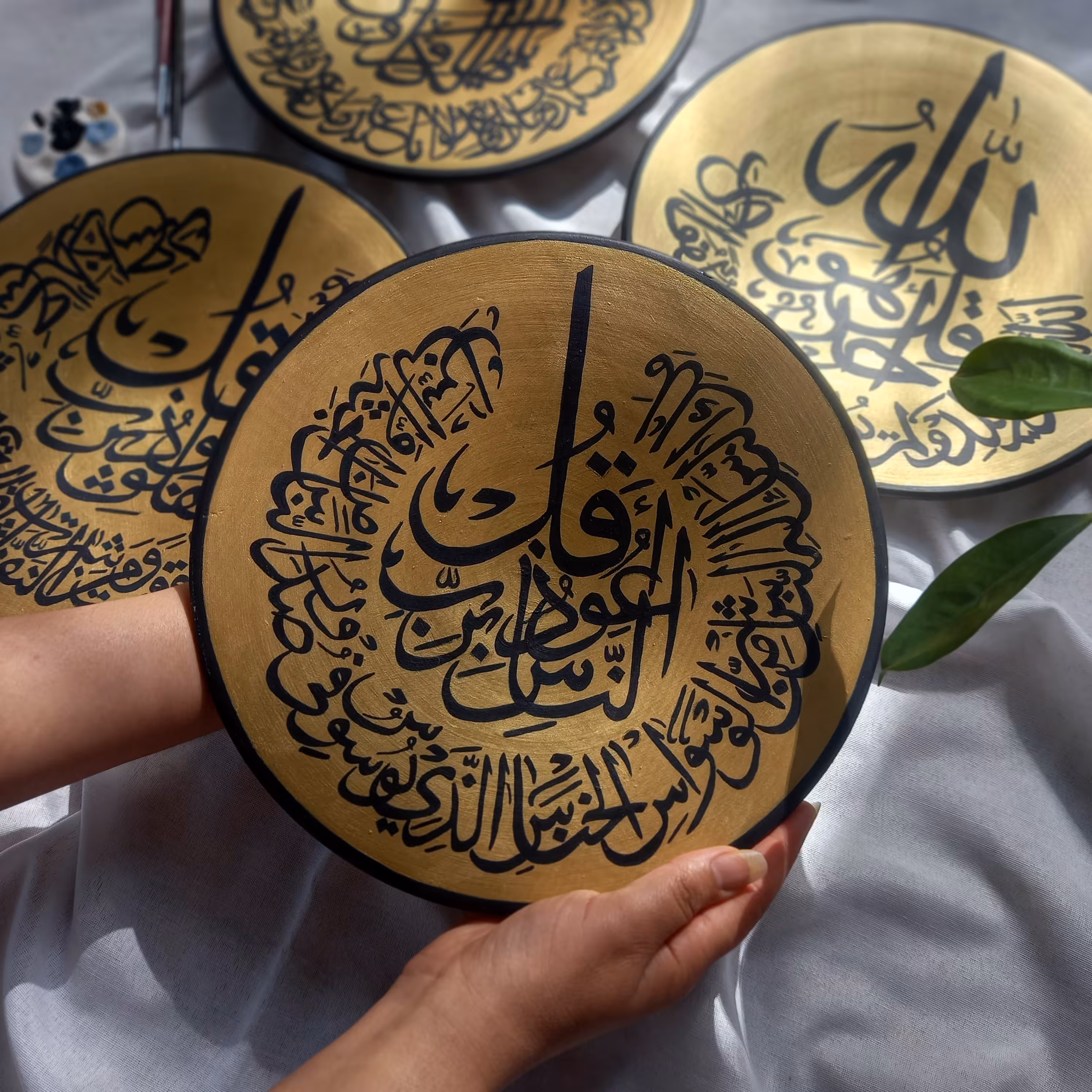 چهار  بشقاب دیوارکوب دکوری چهار قل قطر 25 
