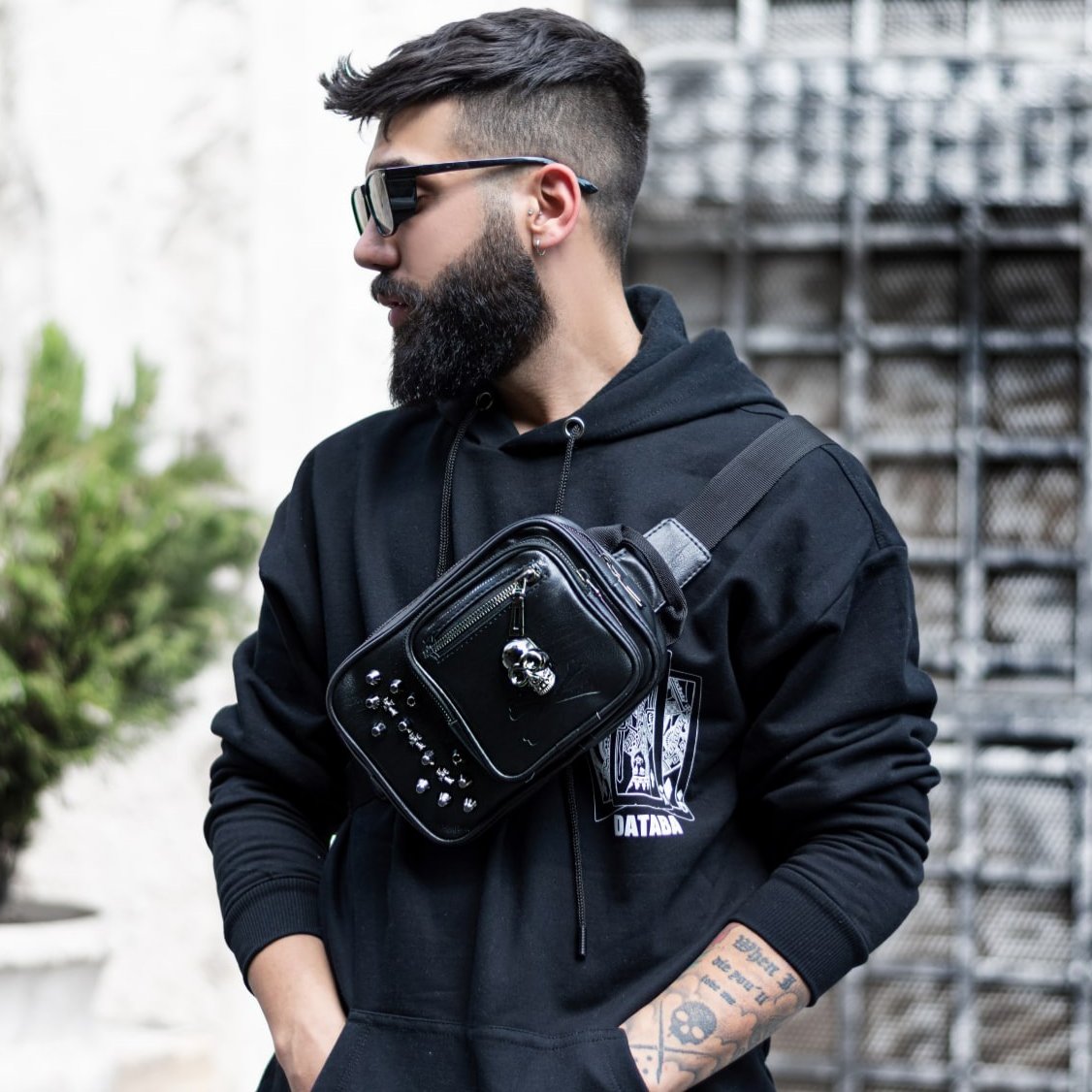 کیف دوشی رو سینه ای (بگ بادی) جنس چرم شسته کیفیت بسیار بالا