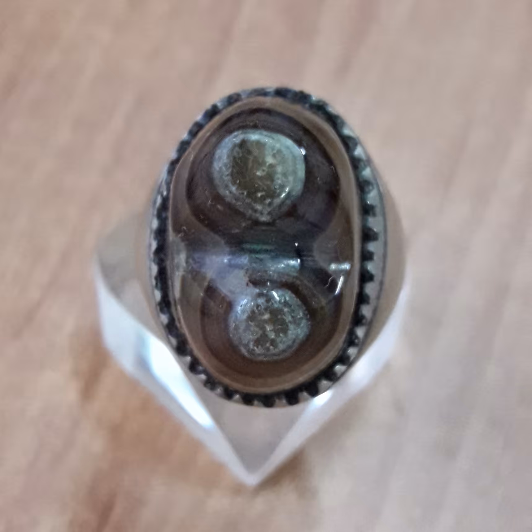 انگشتر بابا قوری دوکوهانه  دو کوهان هزارپوست