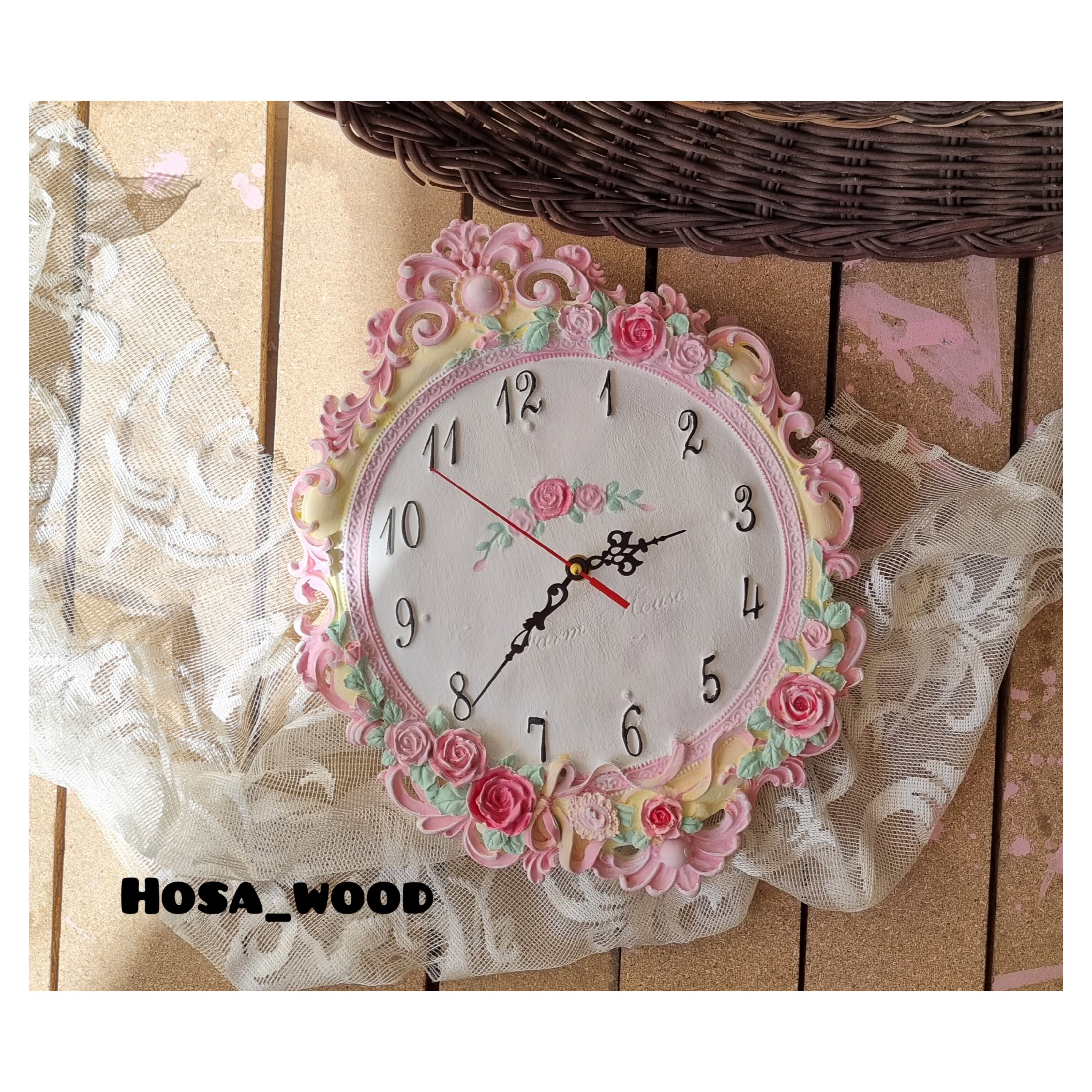 ساعت دیواری