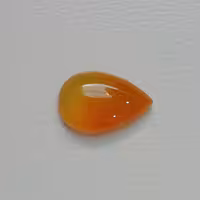 سنگ عقیق زرد یمنی مدل اشکی با دعای شرف شمس