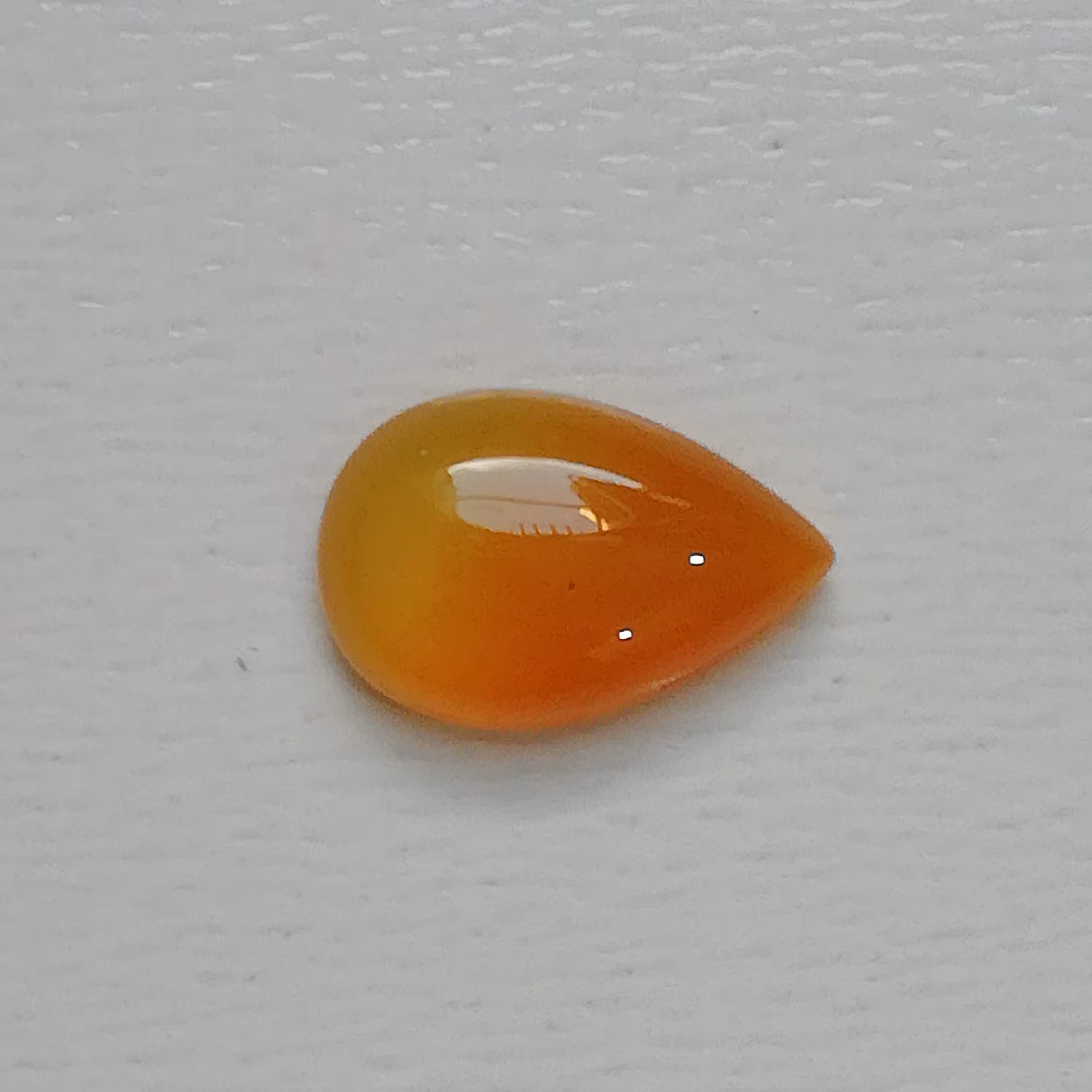 سنگ عقیق زرد یمنی مدل اشکی با دعای شرف شمس