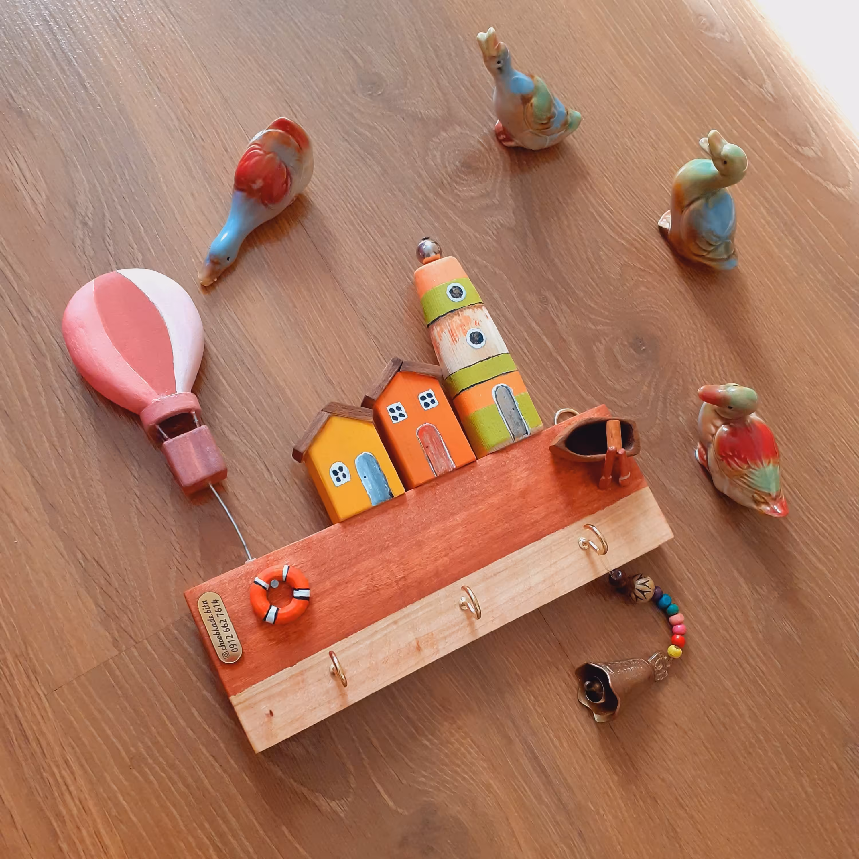 جاکلیدی  چوبی تخت دیواری 