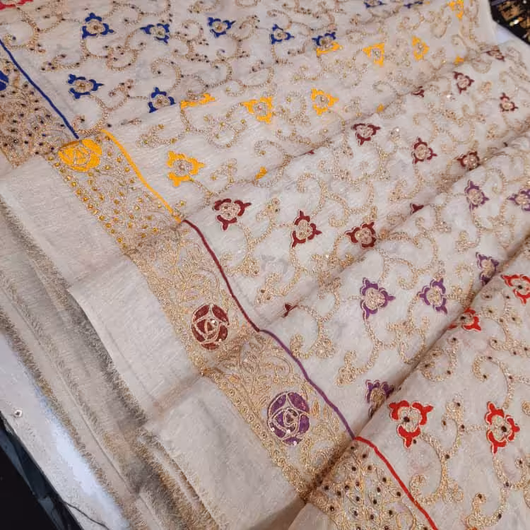 پارچه ارگانزا سوزندوزی در رنگ های مختلف