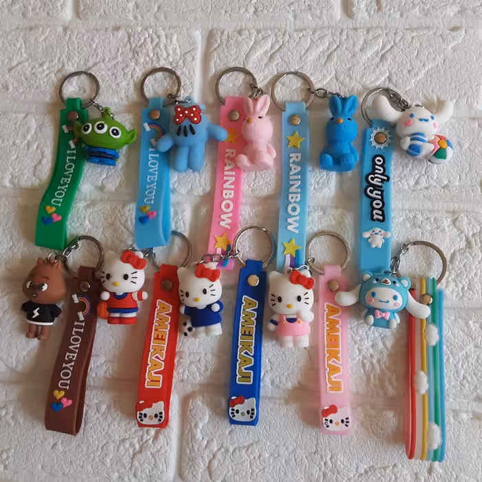 جاسوئیچی سیلیکونی جاکلیدی آویز کیف سیلیکونی با طرح های متنوع دخترانه و پسرانه سری 003