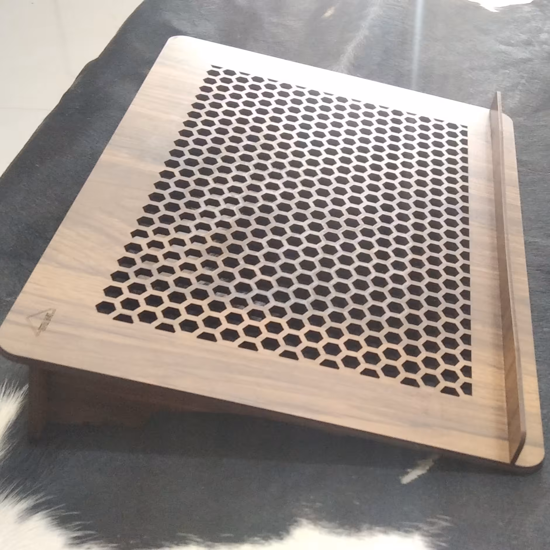 استند لپتاپ