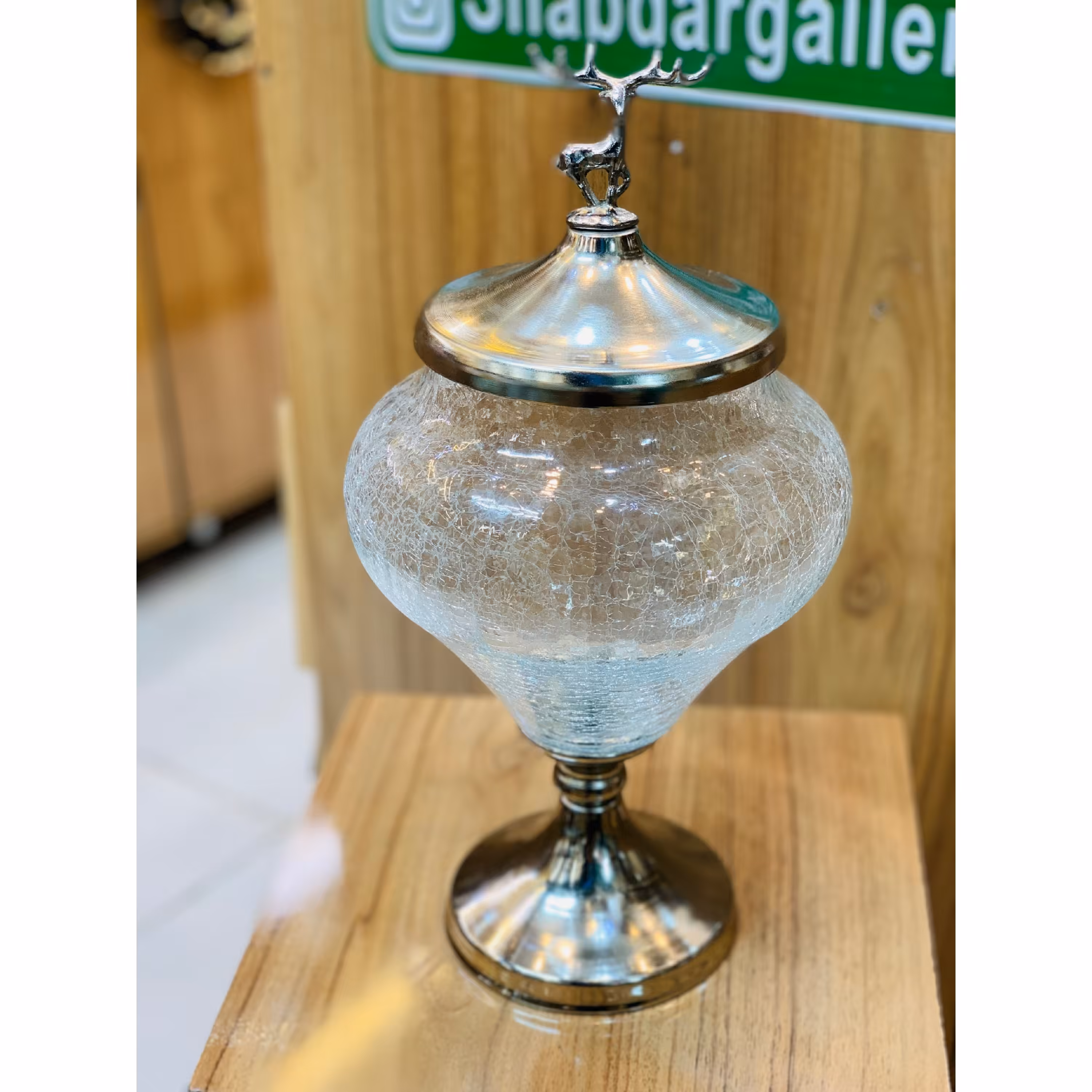 شکلات خوری پایه دار کریستال طرح تَرَک رنگ نقره ای