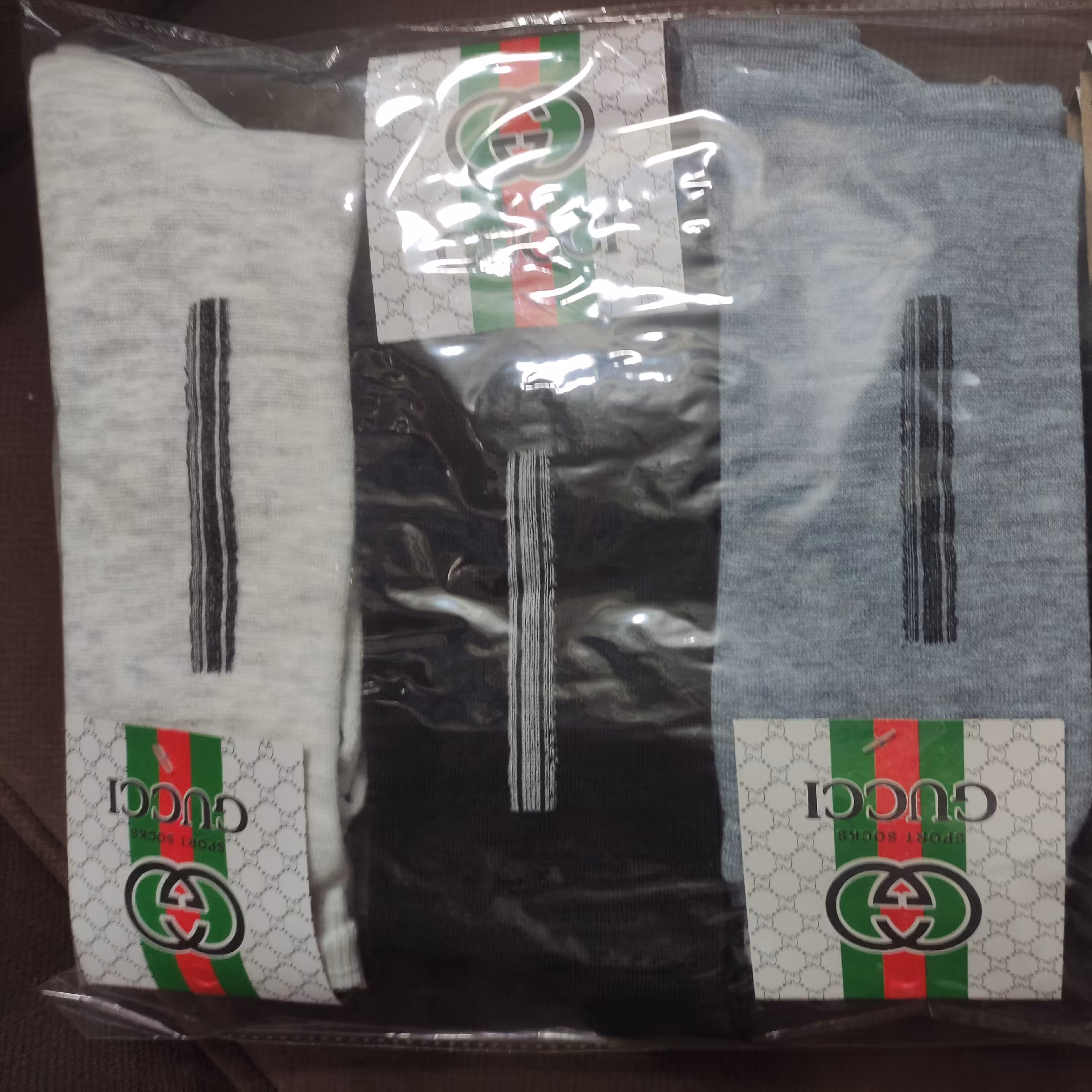 جوراب زنانه و مردانه 