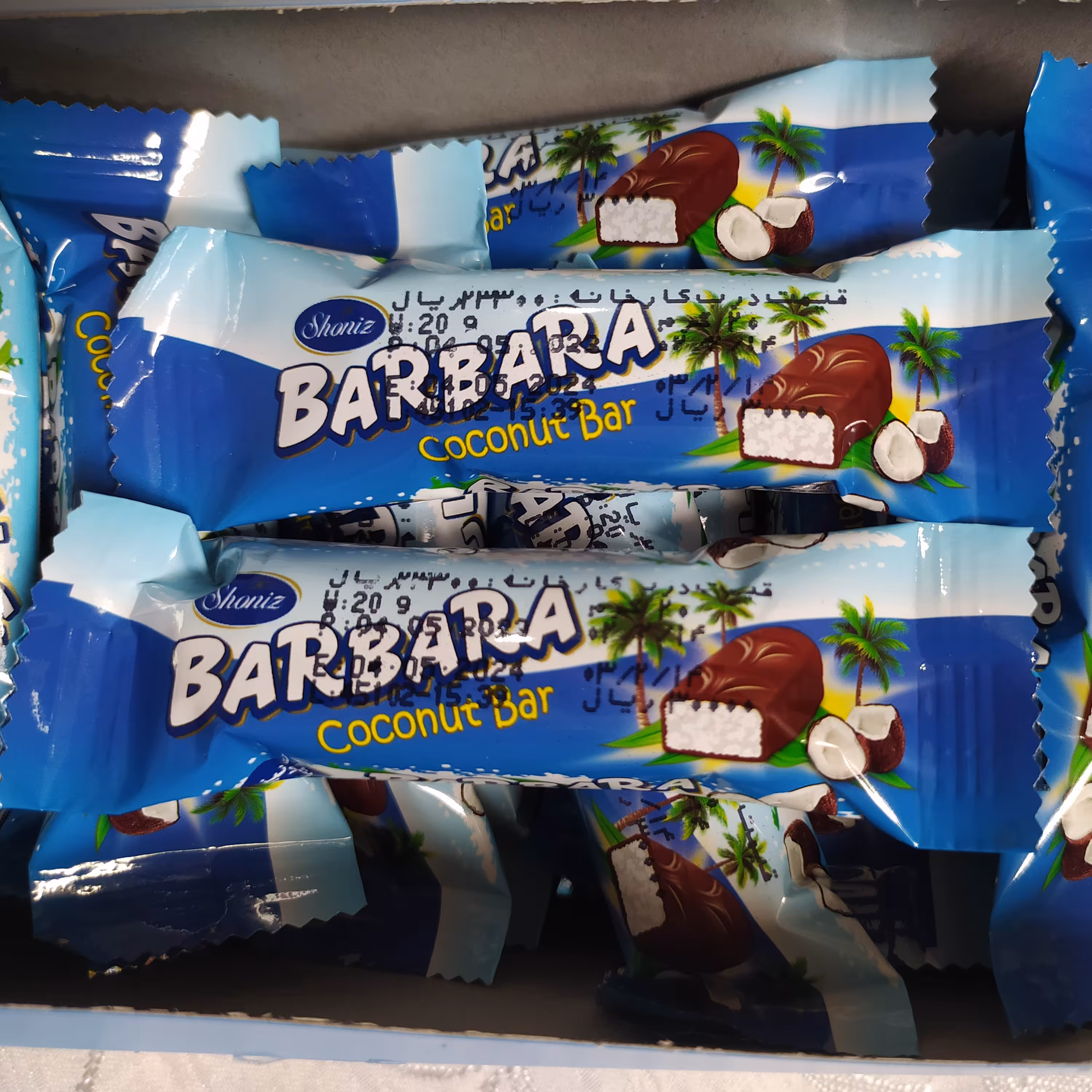 شکلات نارگیلی روکش کاکائو باربارا شونیز 20گرمی 