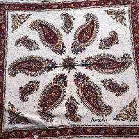 سفره ورومیزی قلمکاری سنتی طرح گل وبته...