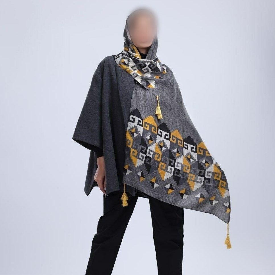 شال نخی منگوله دار 