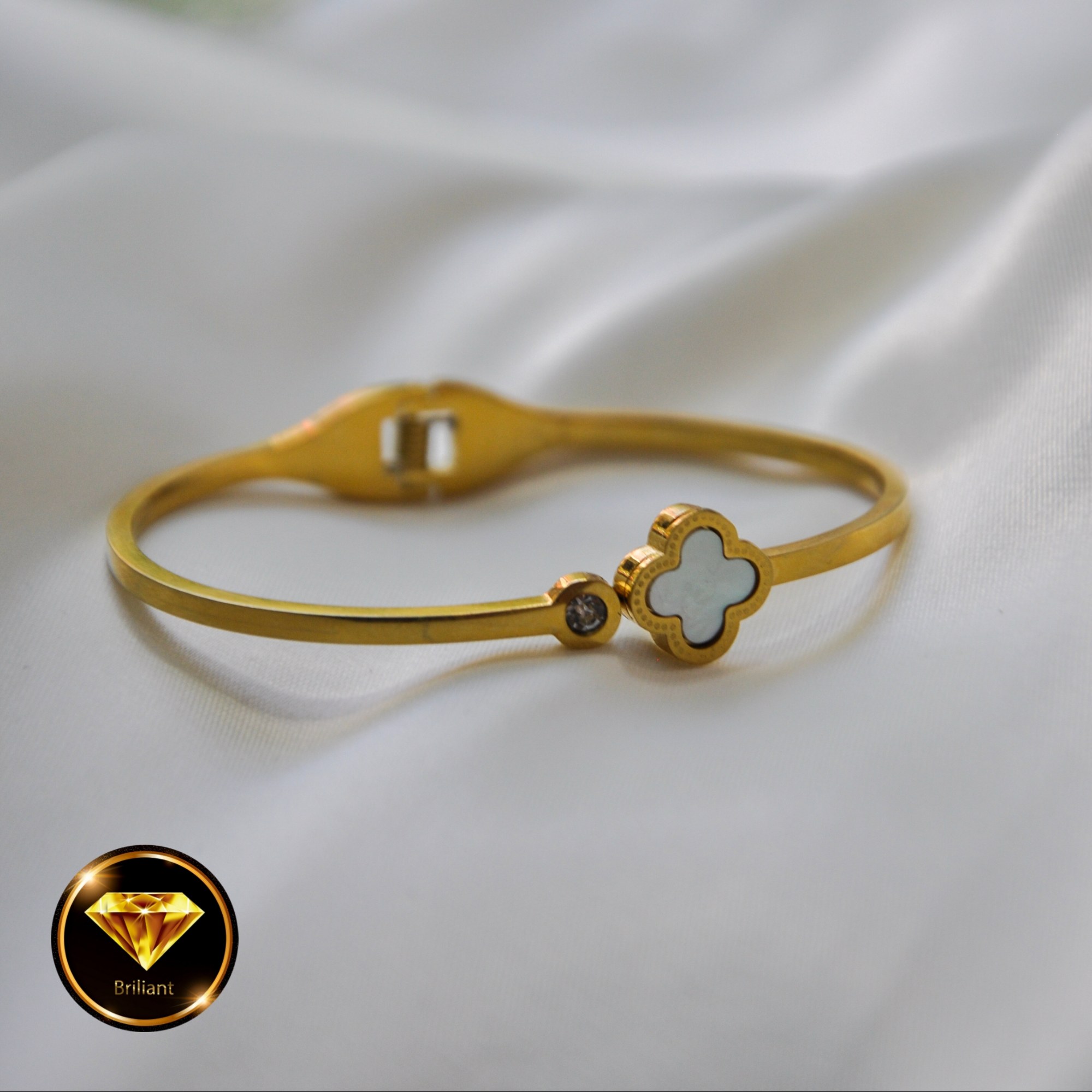 دستبند ونکلایف