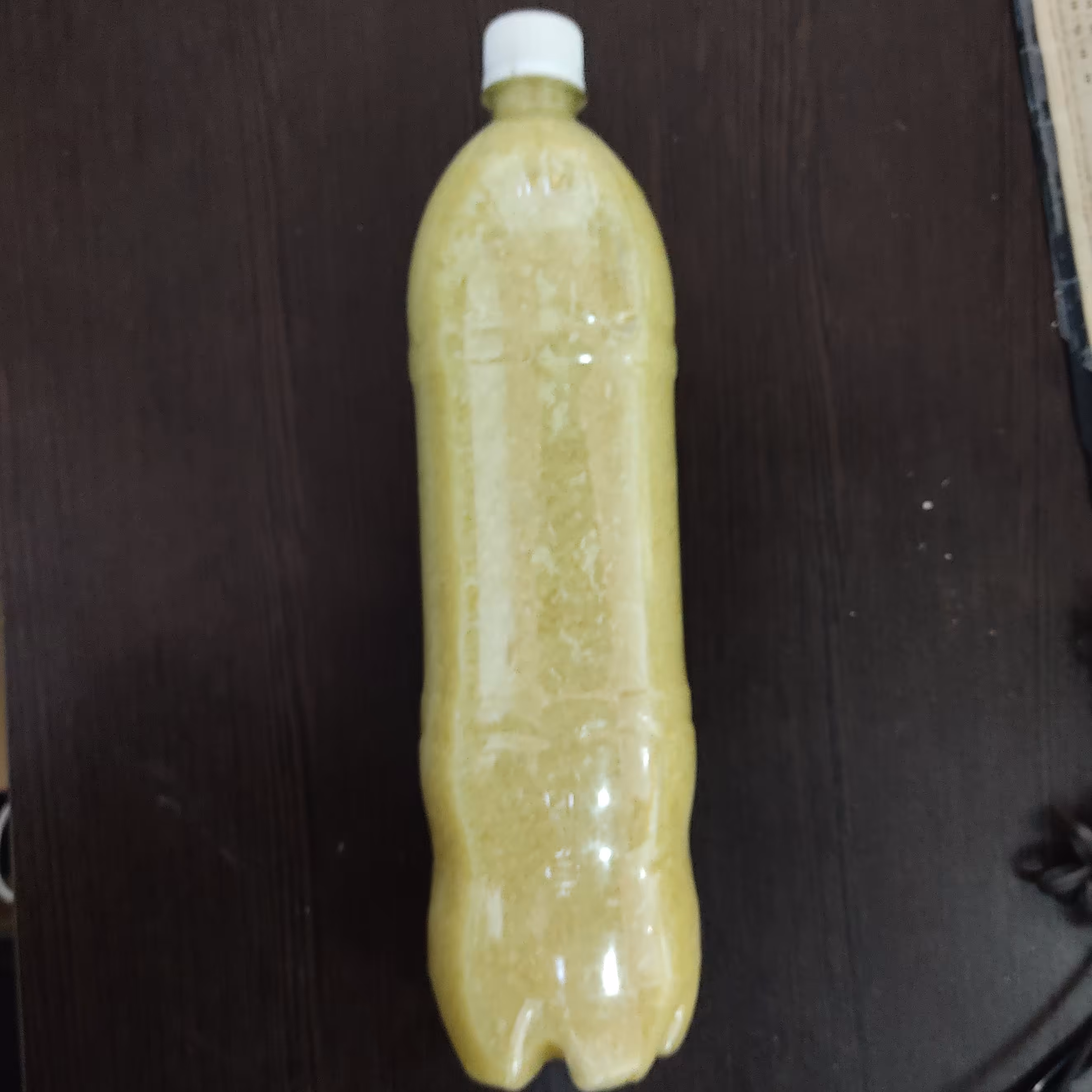 آبلیموی خالص درجه یک محصول خوزستان بدون یک قطره افزودنی و بدون عبور از صافی خالص خالص 1400 گرمی تضمینی