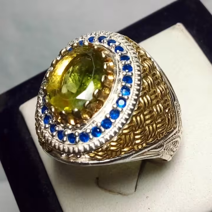 انگشتر زبرجد 