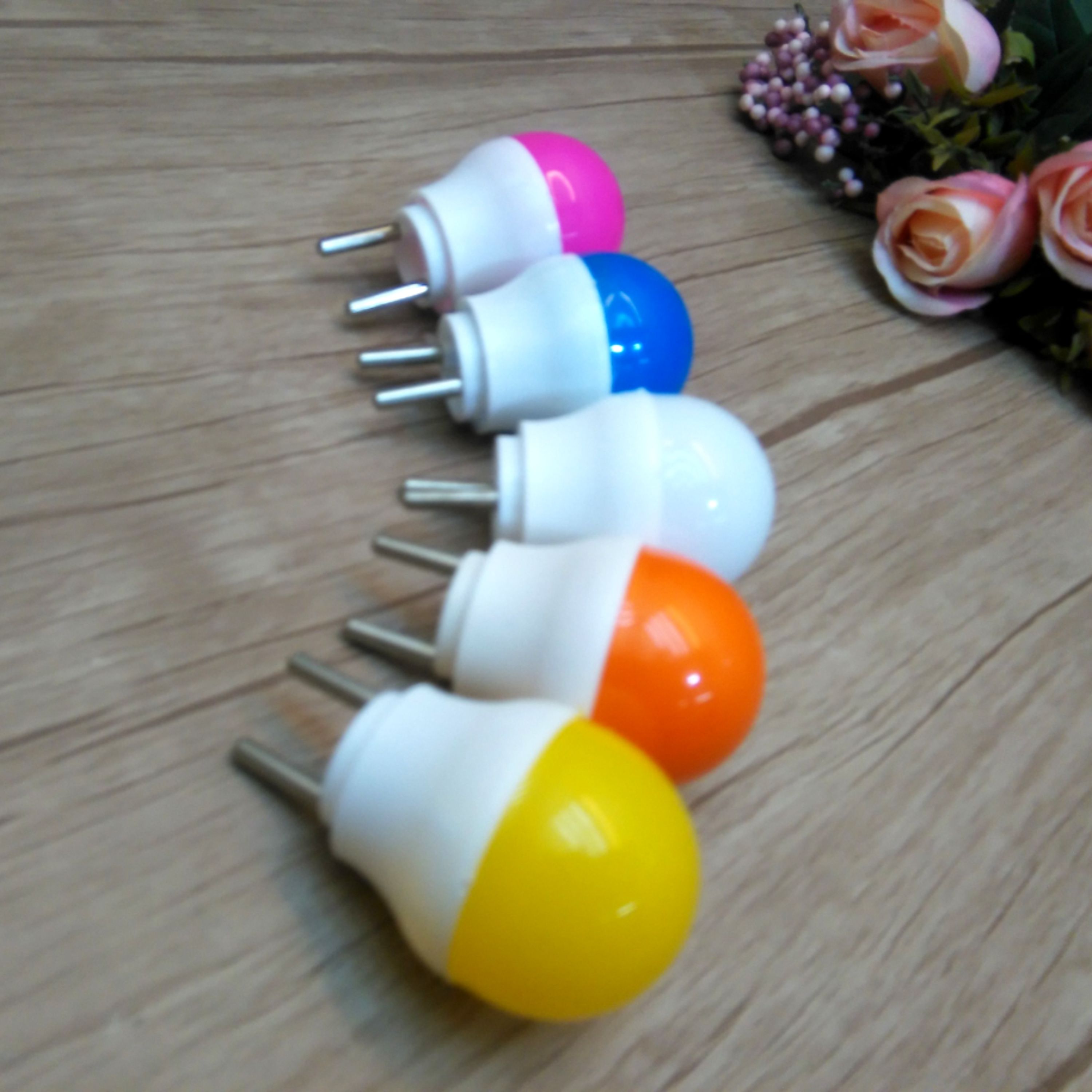 چراغ خواب کوچک دو شاخه دار ال ای دی رنگبندی