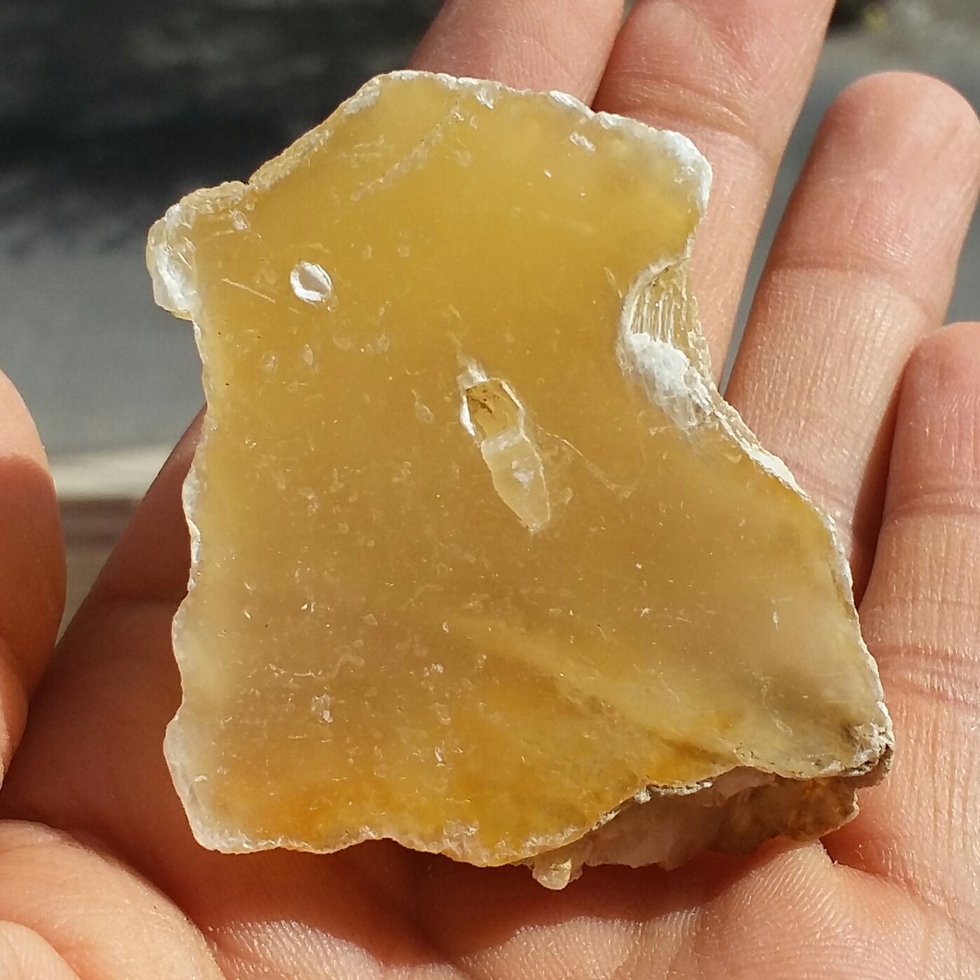 نمونه فوق کلکسیونی سنگ راف ژیپس عسلی کمیاب
 100 در 100 طبیعی شاااهکار خلقت
کد10911