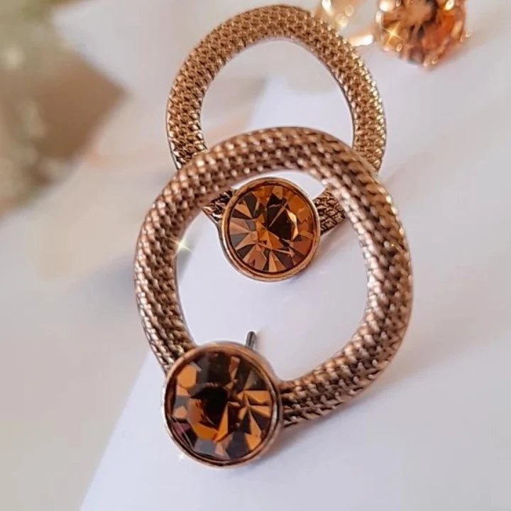 گوشواره عسلی