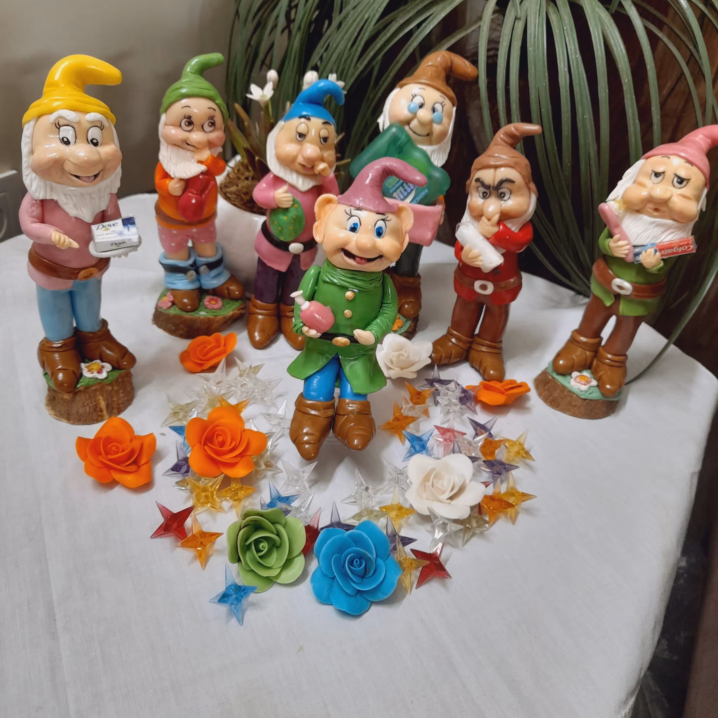 مجسمه های تزئینی سرویس بهداشتی